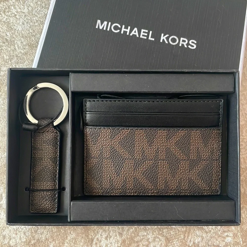 Brand New Michael Kors Jet Set Men’s Card Case & Keychain Gift Set Brown Black